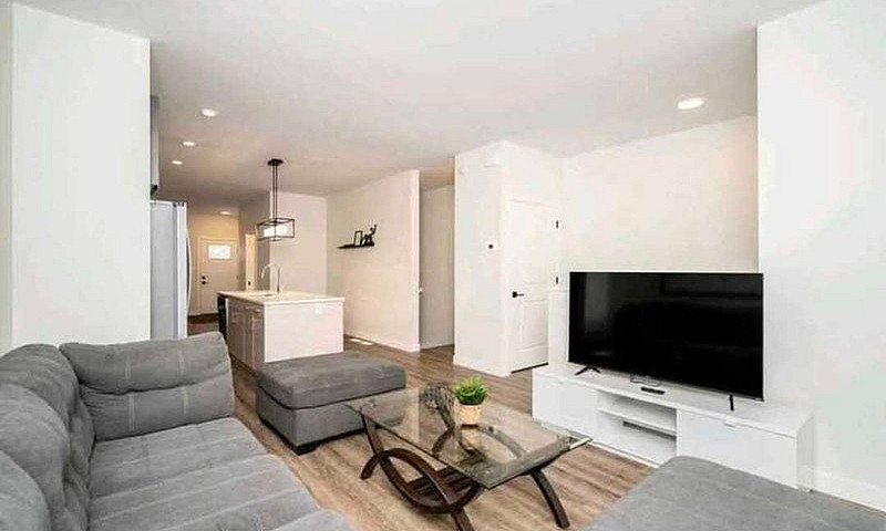 3 Bedroom, 2.5 Bathr...