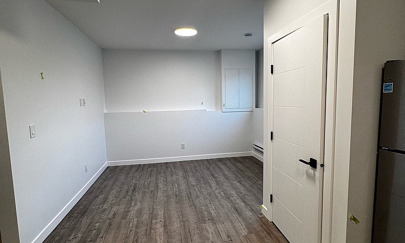 New 2 Bedroom Baseme...
