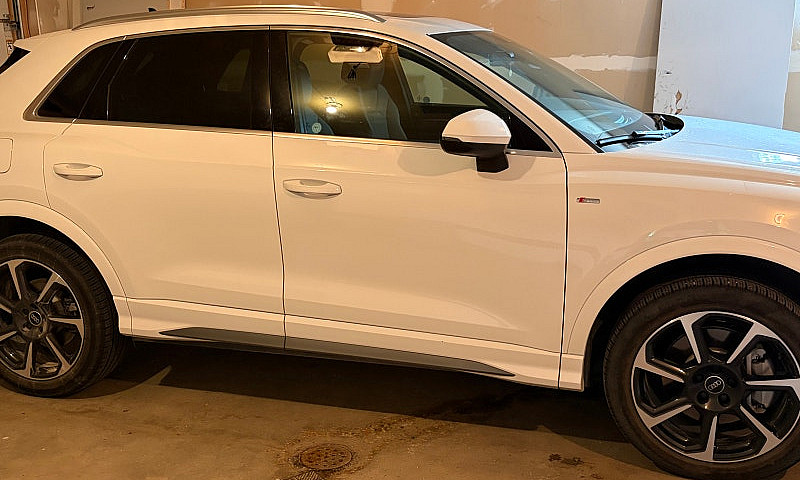 2024 Audi Q3 Progres...