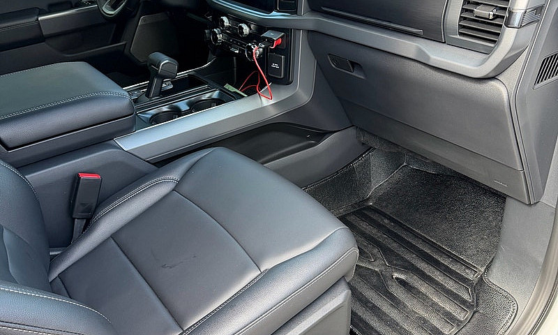 Ford F150 Xlt 303A ...