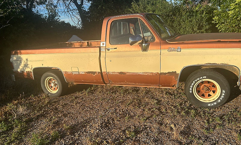  1980 Sierra Grand 1...