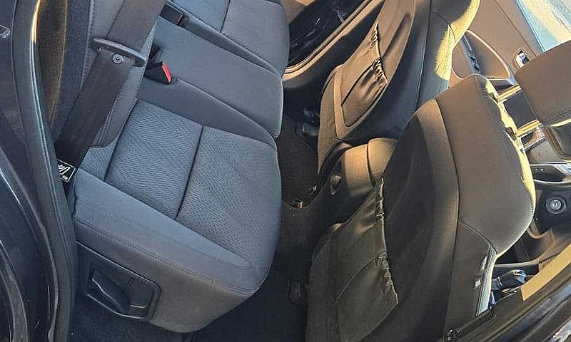 2017 Hyundai Santa F...