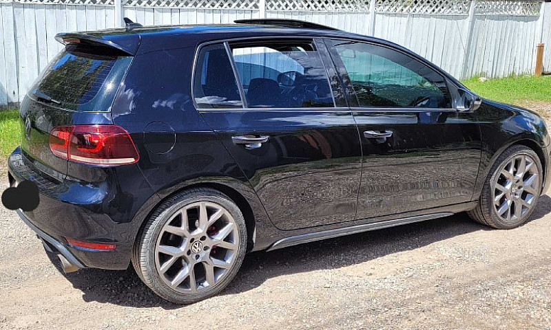 2012 Volkswagen Gti...