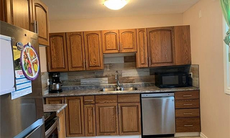 4 Bedroom House For ...