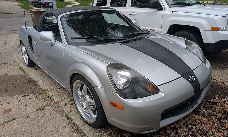 Toyota Mr2 Spyder...