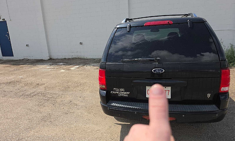 2004 Ford Explorer ...
