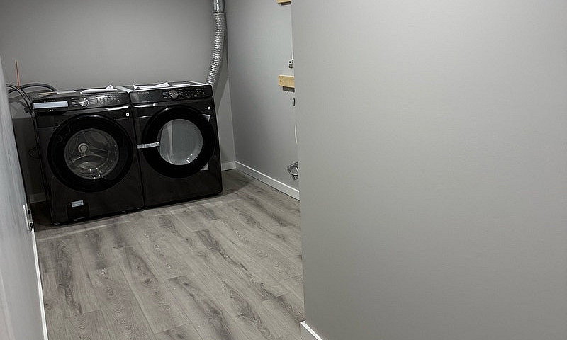 2 Bedrooms 2 Bathroo...