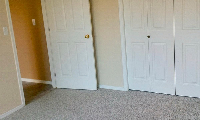 1 Bedroom Plus Den I...