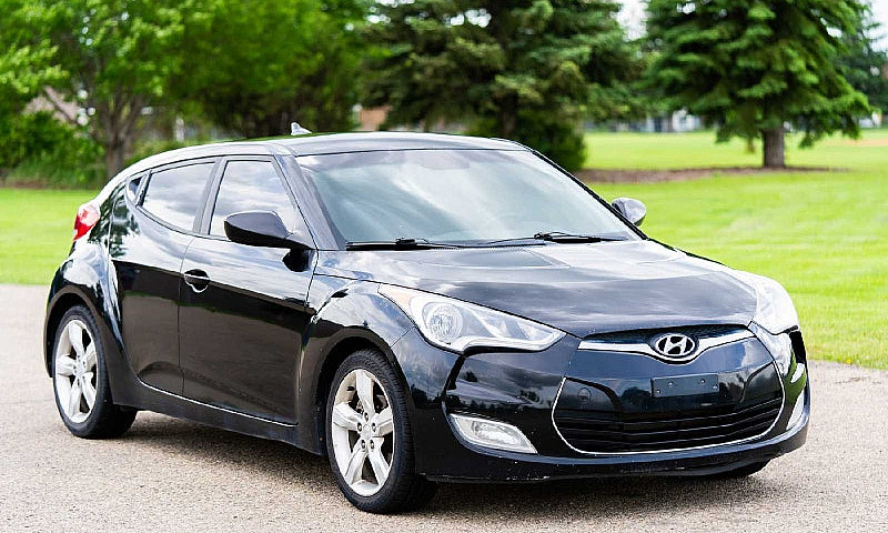 2012 Hyundai Veloste...