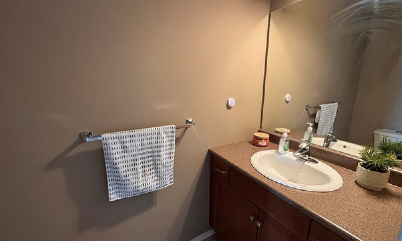 **Bright 3Bed 2.5Bat...