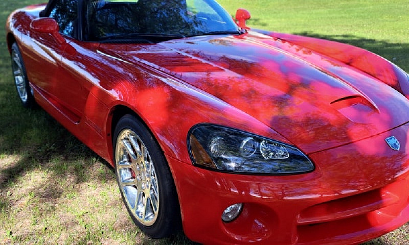 2005 Dodge Viper Srt...