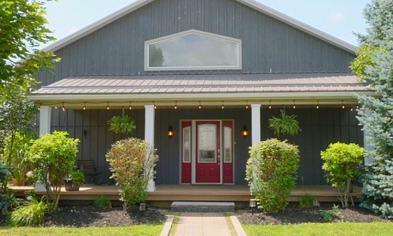 Stunning 27 Acre Cou...