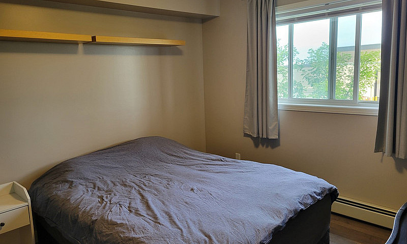 2 Beds Apartment For...