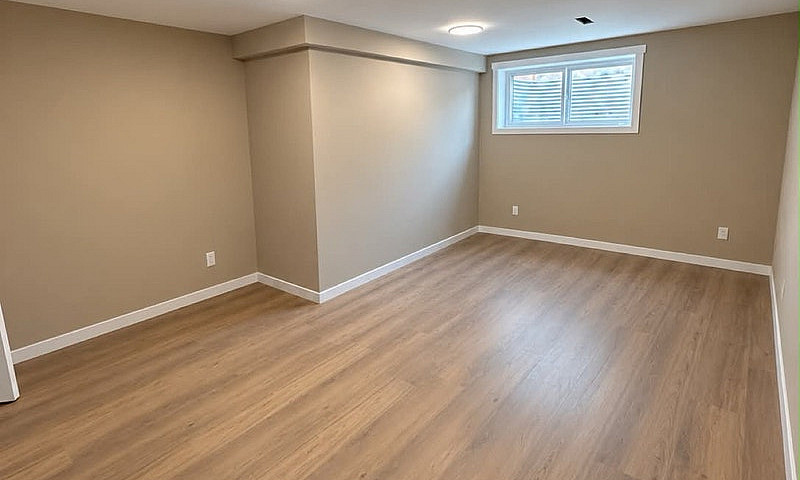 Newly Renovated 2-Be...