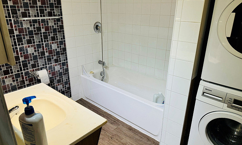2 Bedroom Unit 5 Min...