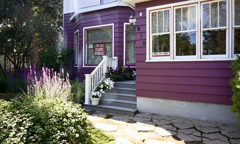 House For Sale - 910...