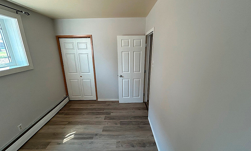Large, Renovated 2Bd...