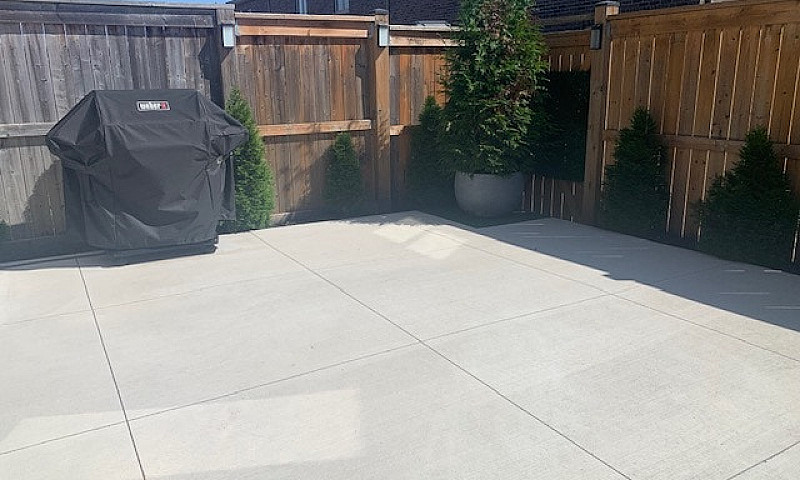 Off Market/ End Unit...