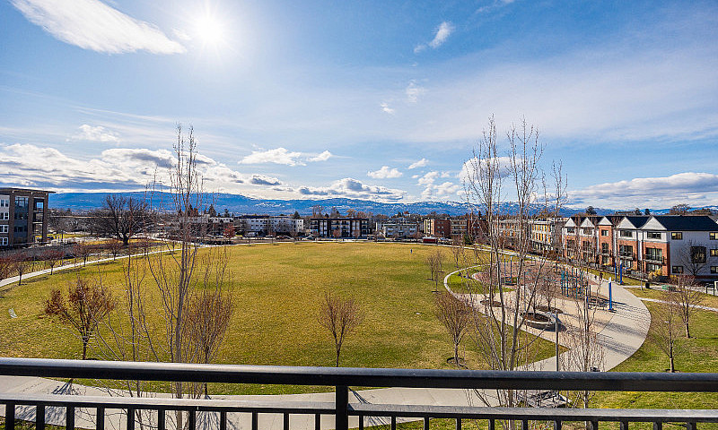 2 Bed/ 2 Bath Condo ...