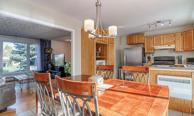 8 1/2 Grand Maison 4...