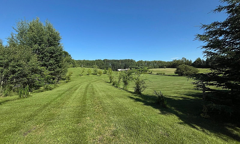 Lake Country Living ...