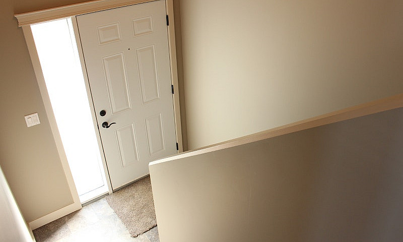 3 Bedroom / 2 Bath U...