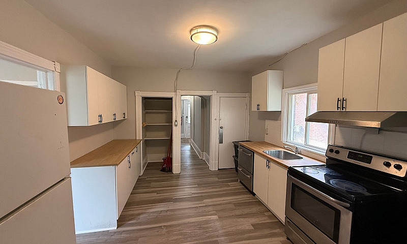 Student Housing - Fo...