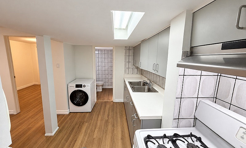 Updated 1-Bedroom Ba...
