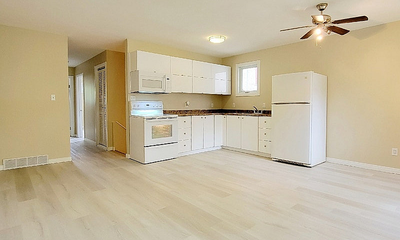 3 Bed 2 Full Bath Ho...