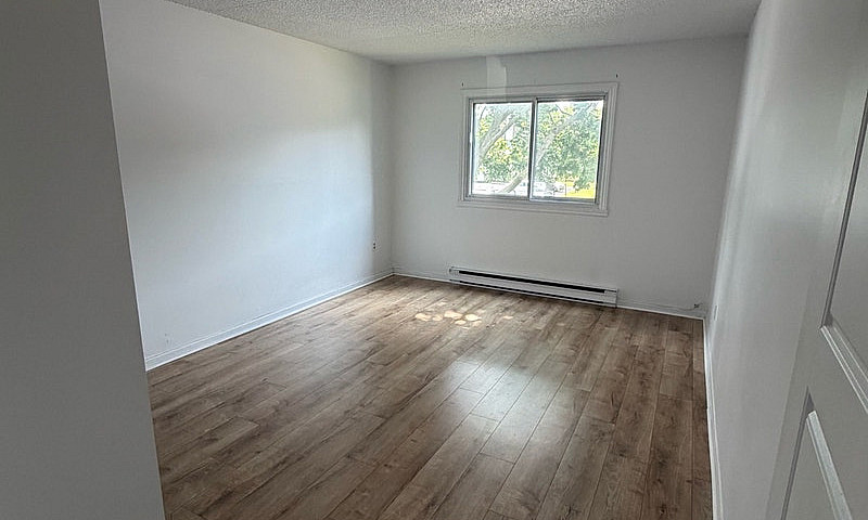 Logements À Louer - ...
