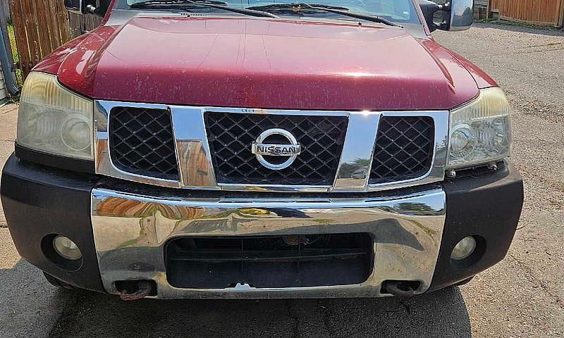 2006 Nissan Titan V8...