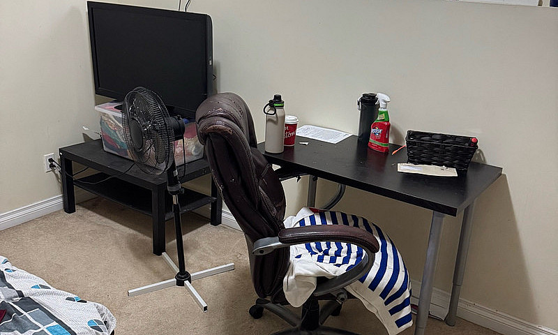 Furnished Room For R...