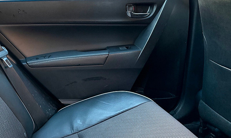 Toyota Corolla S 201...