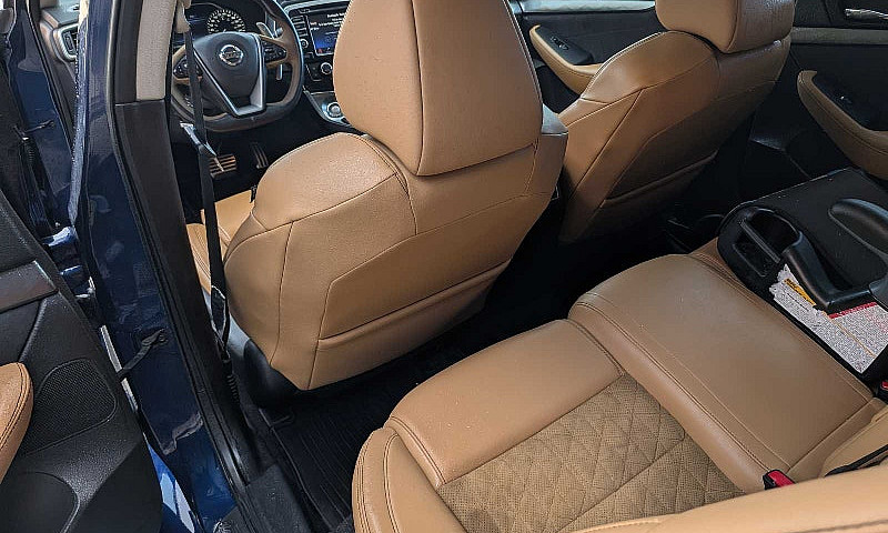 Nissan Maxima Sr...