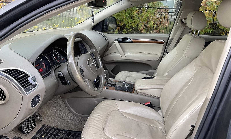 2007 Audi Q7...