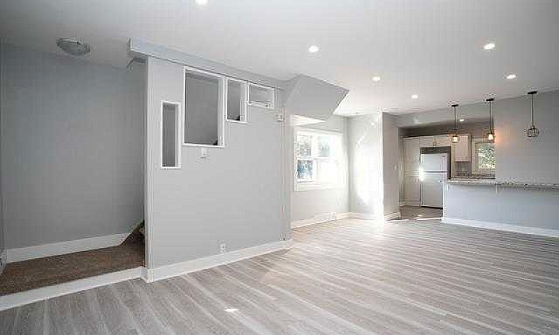 3 Bed 1 Bath House F...