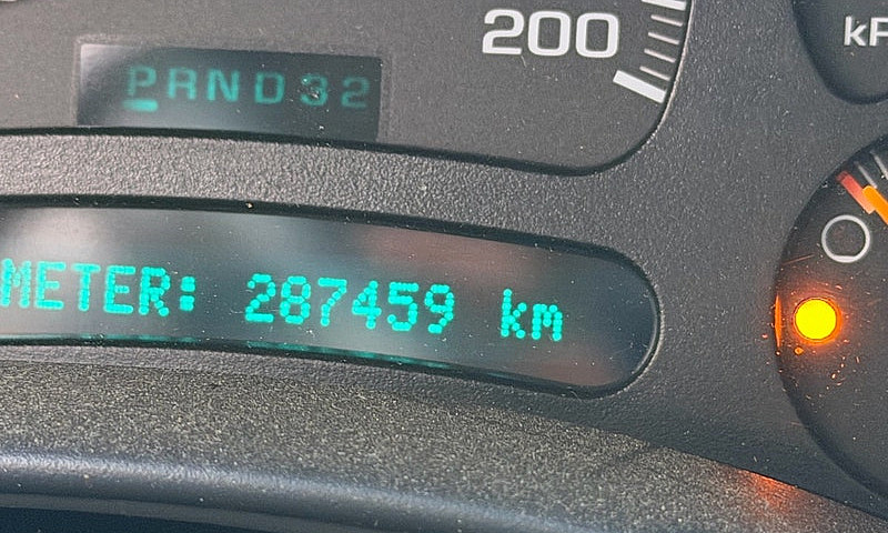 2005 Chevy Avalanche...