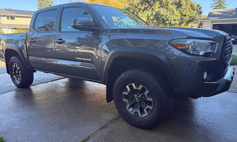 Toyota Tacoma 4X4 Do...