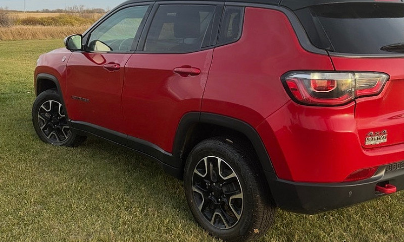 2020 Jeep Compass...