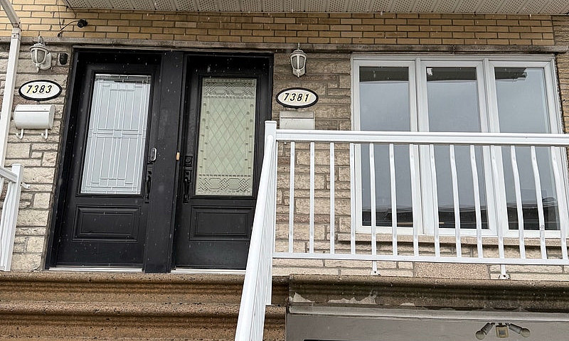 Apartment 5-1/2...