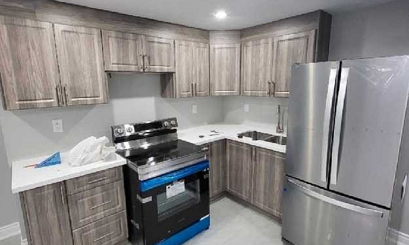 2 Bedroom 2 Washroom...