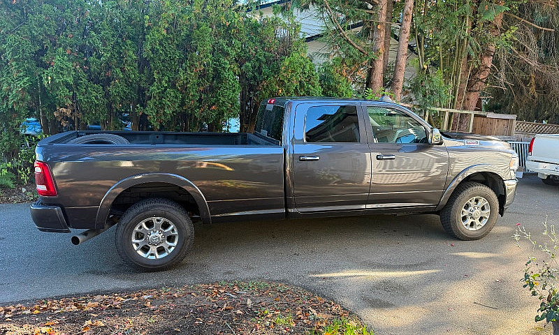 2020 Ram 3500 Larami...