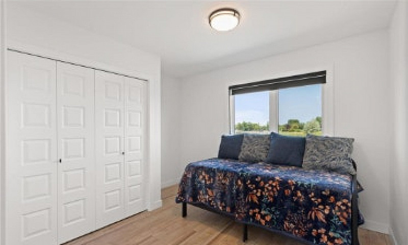 Brand New 3 Bed 2 Ba...