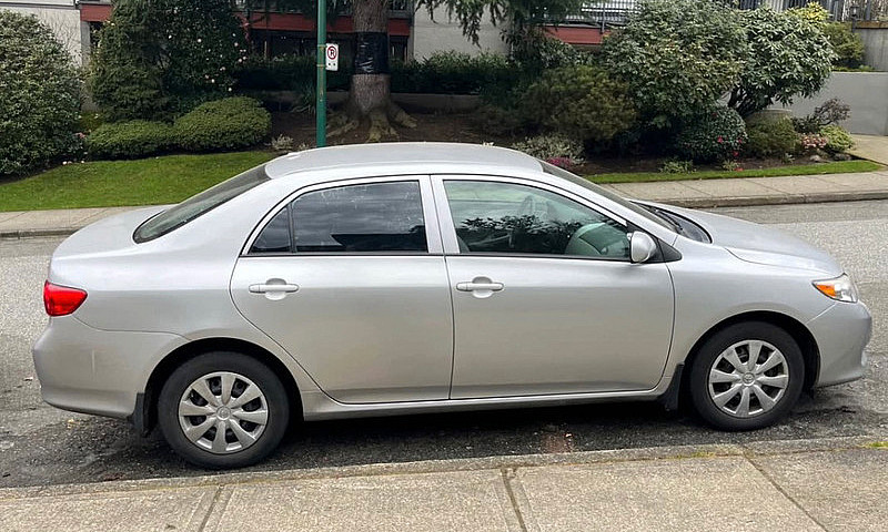 2009 Toyota Corolla ...