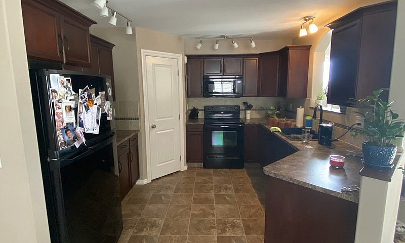 4-Bedroom House For ...