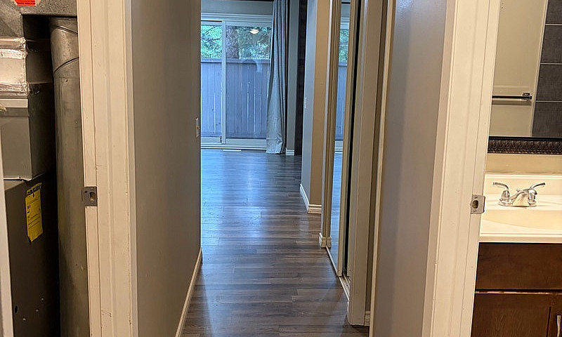 2 Bedroom Rundle Apa...