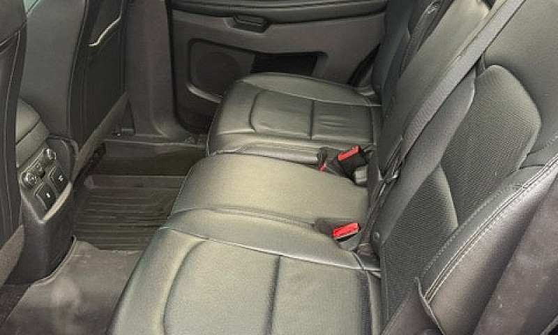 2017 Ford Explorer L...