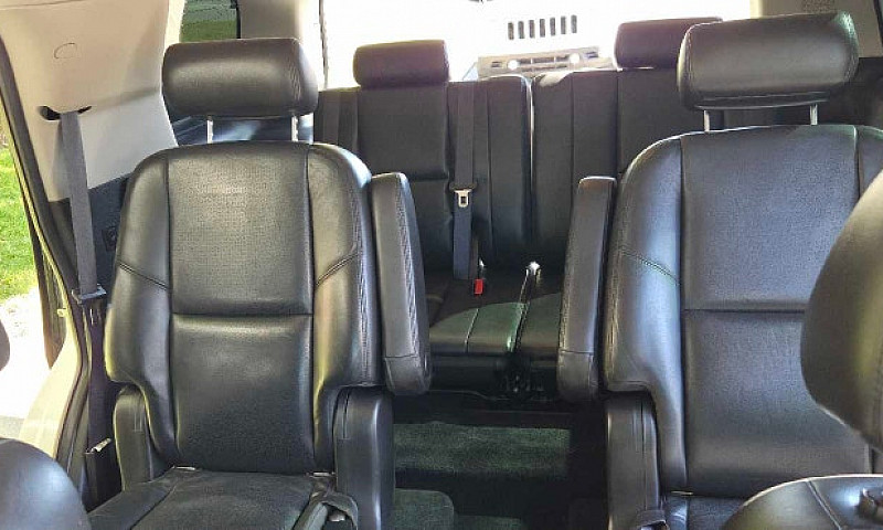 2010 Cadillac Escala...