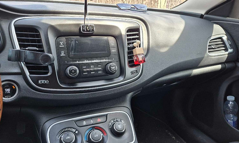 Chrysler 200 2015...