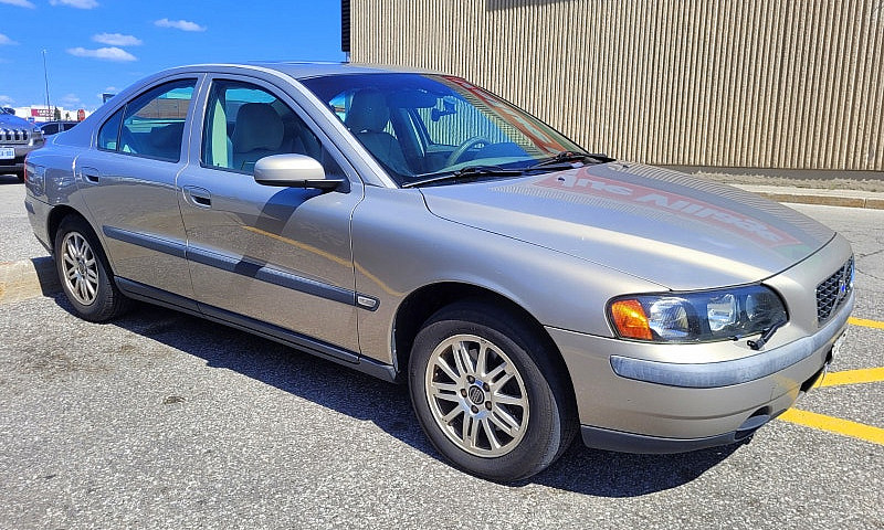 2004 Volvo S60 W/ Pi...